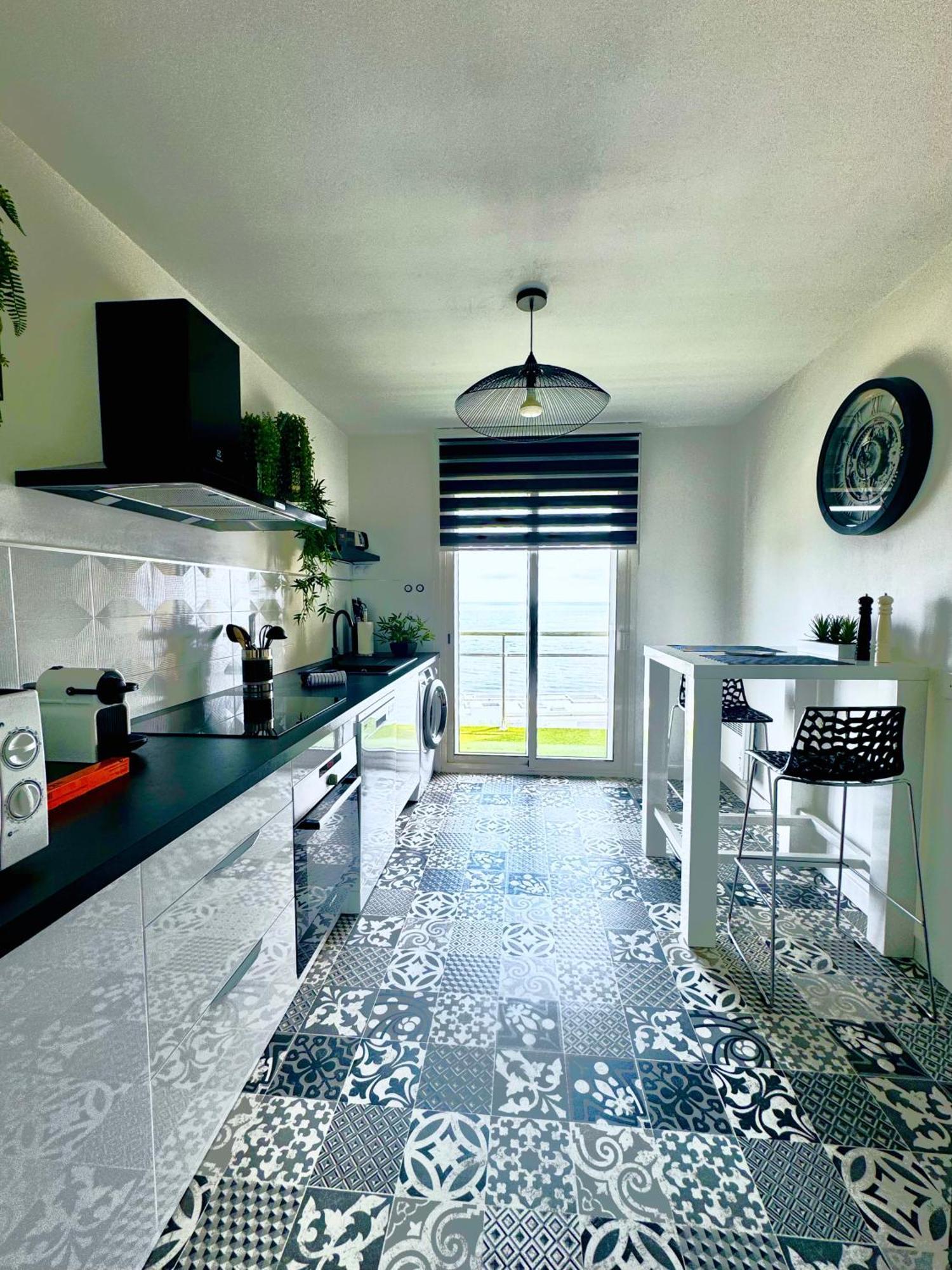 Vue Exceptionnelle Debut Cap Corse La Pier Noire Appartement San-Martino-di-Lota Buitenkant foto
